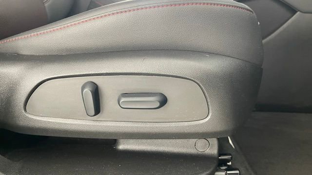 Used 2025 Chevrolet Blazer RS image 49