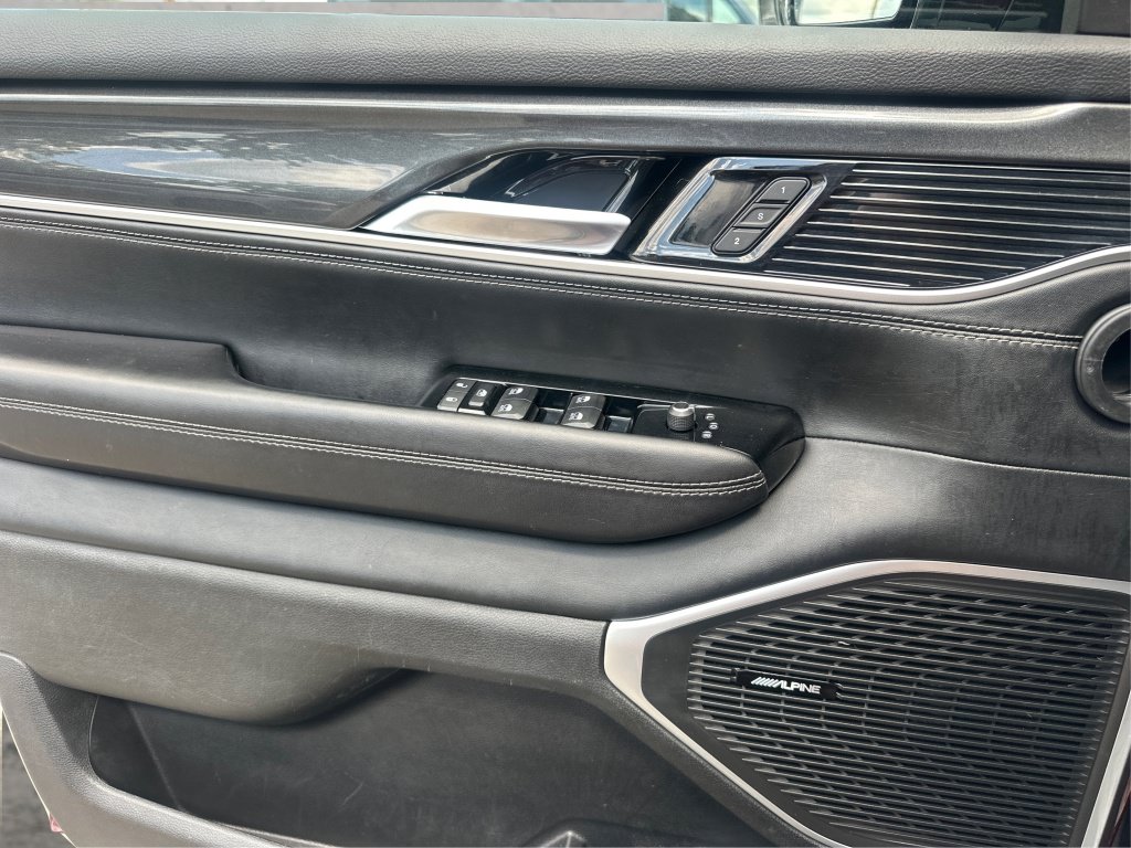 Used 2022 Jeep Wagoneer Series I w/ Convenience Group I AWD/4WD image 28