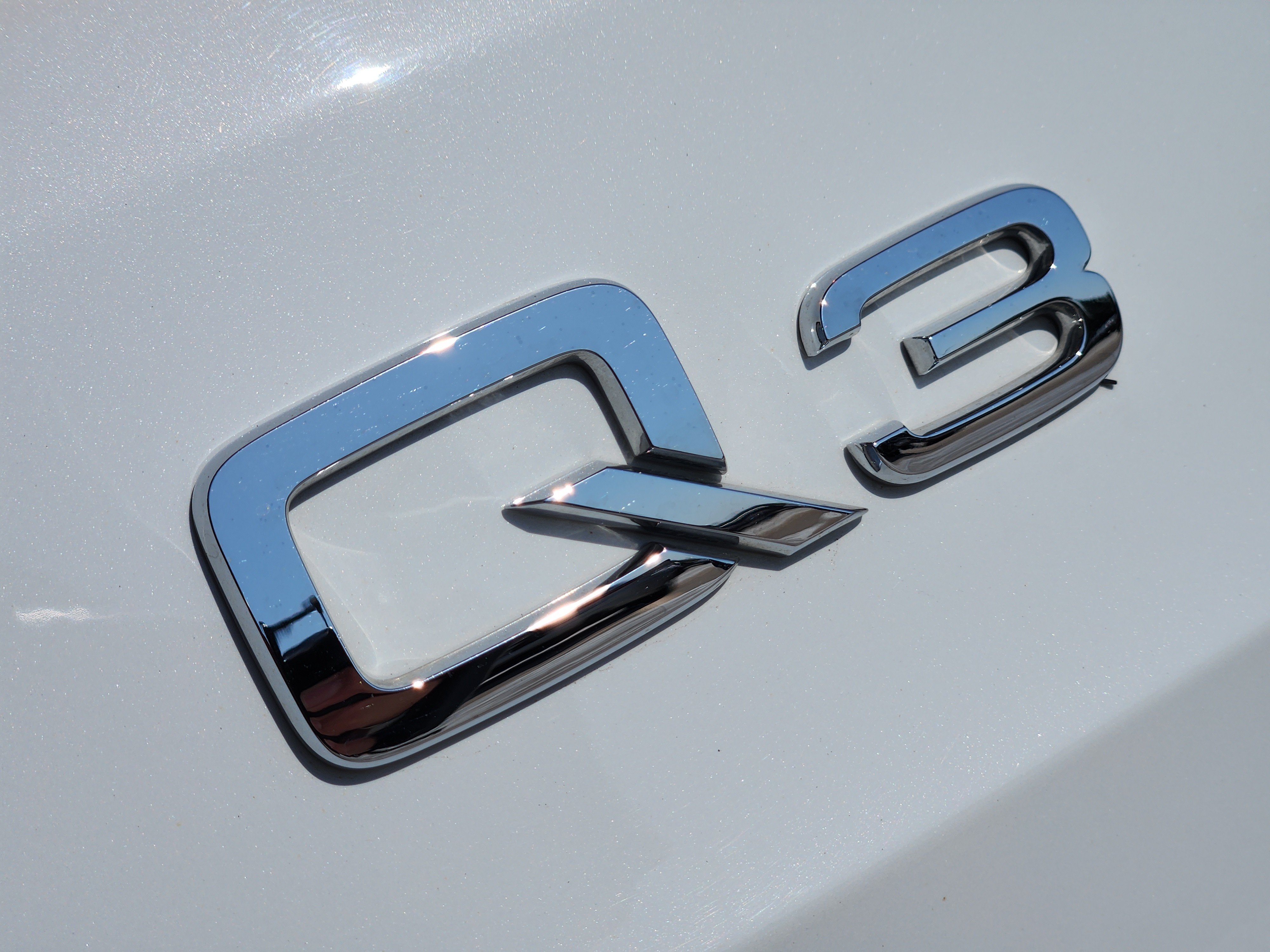 Used 2025 Audi Q3 2.0T Premium AWD/4WD image 12