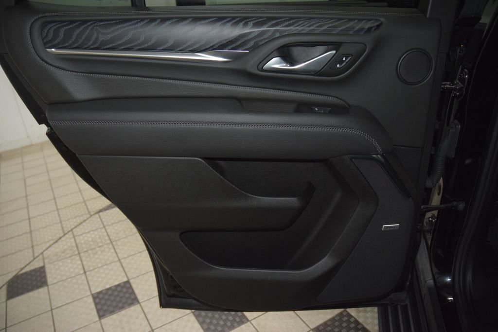 Used 2024 GMC Yukon Denali AWD/4WD image 48