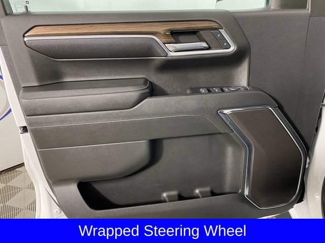 Used 2023 Chevrolet Silverado 1500 LT AWD/4WD image 13