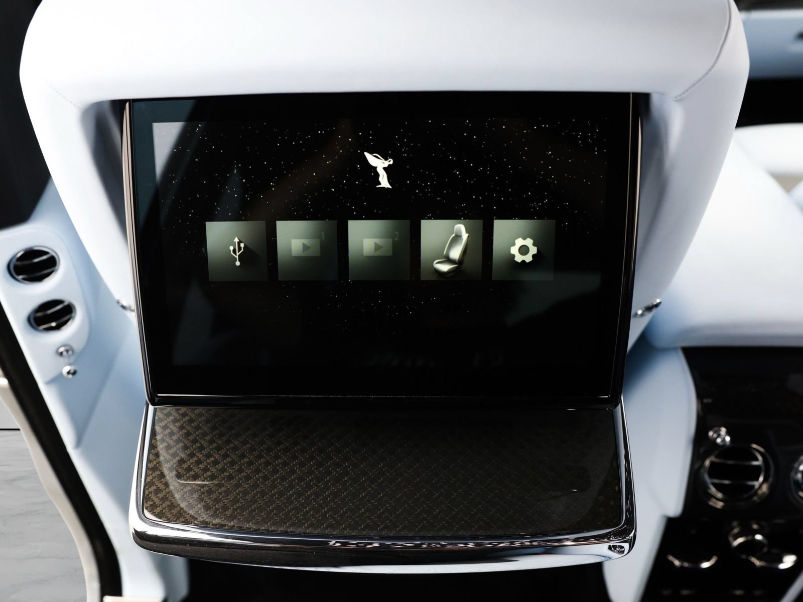 Certified 2025 Rolls-Royce Cullinan Black Badge AWD/4WD image 25