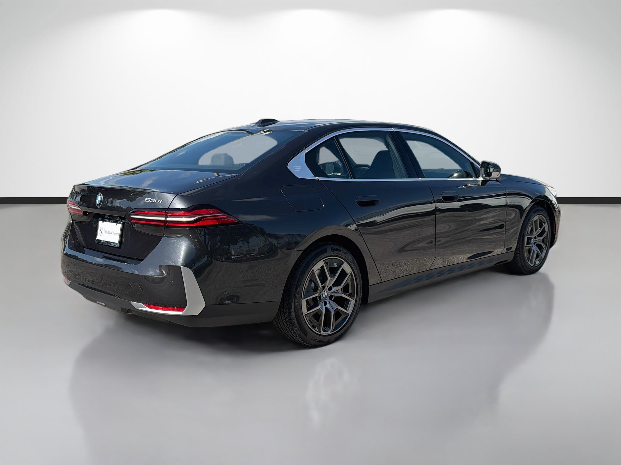 New 2027 BMW 530i w/ Premium Package RWD image 3