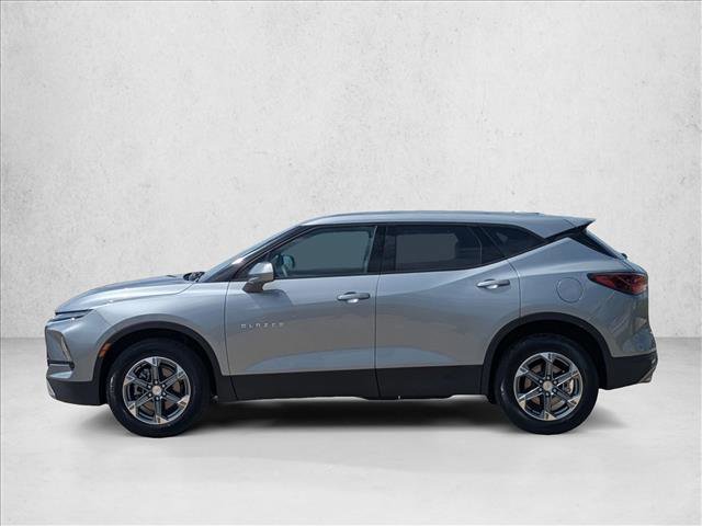 Used 2025 Chevrolet Blazer LT AWD/4WD image 9