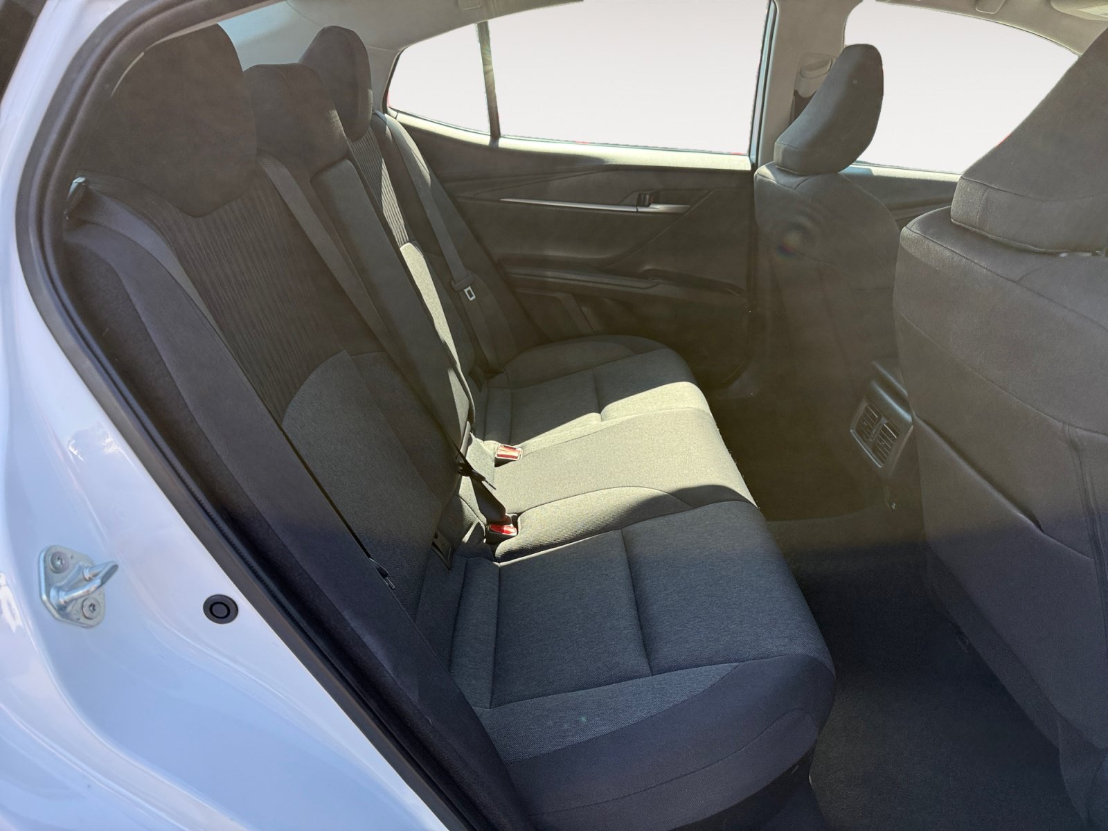 Used 2025 Toyota Camry LE FWD image 18