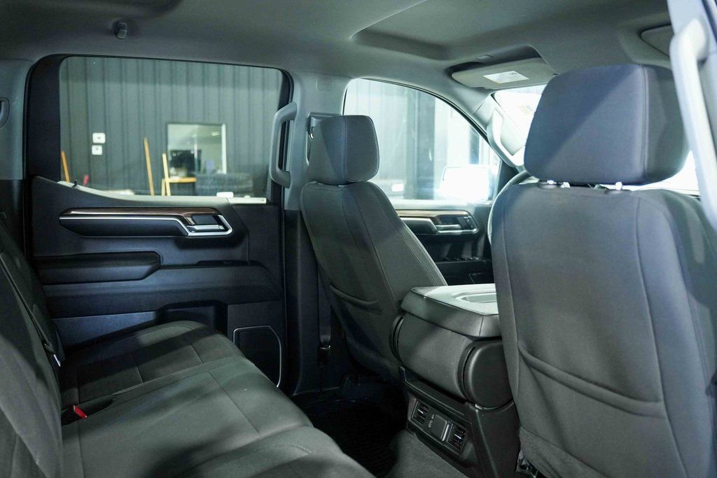 Used 2023 Chevrolet Silverado 1500 LT image 19