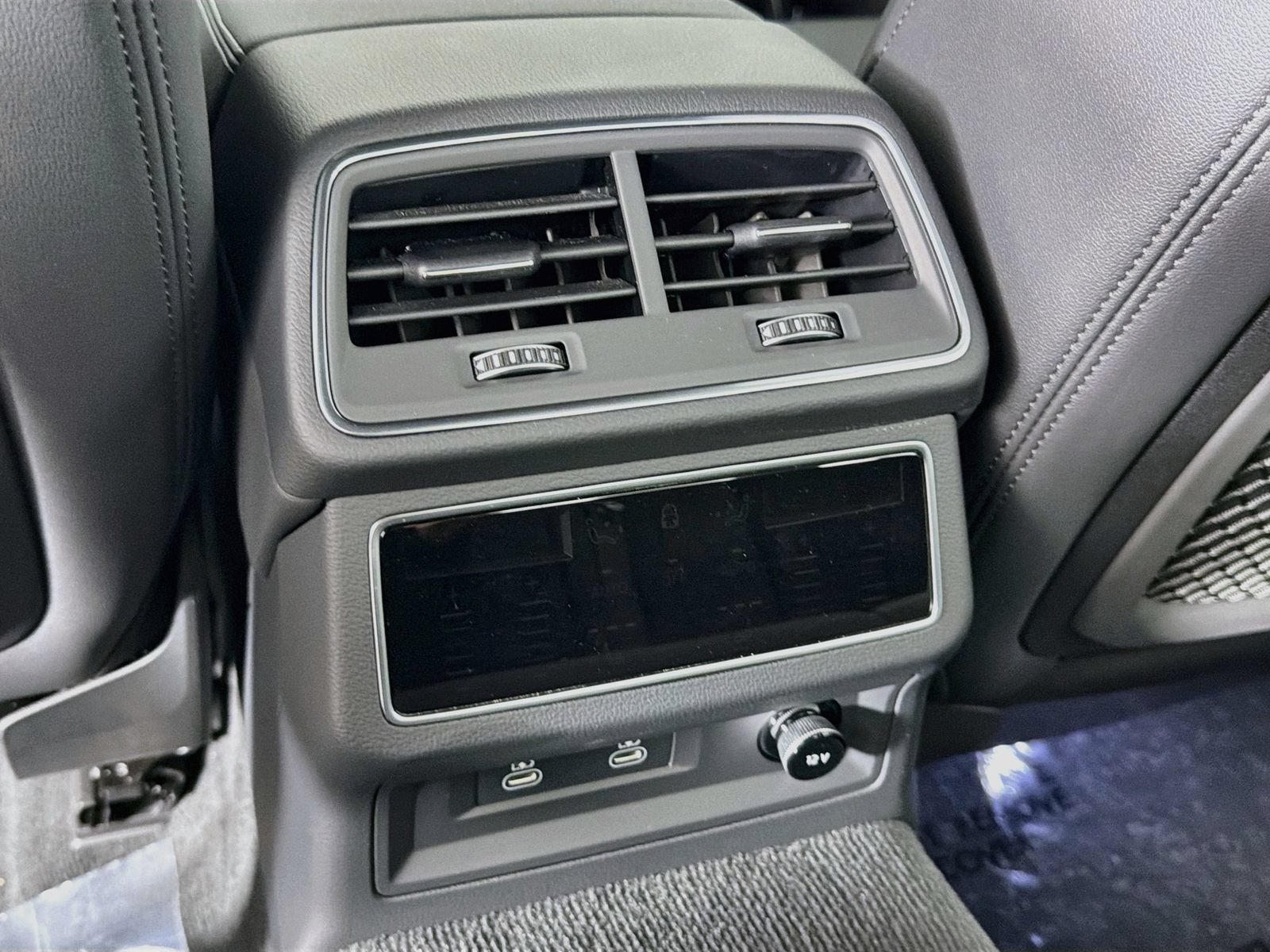 Certified 2025 Audi A6 Premium Plus w/ Premium Plus Package AWD/4WD image 27