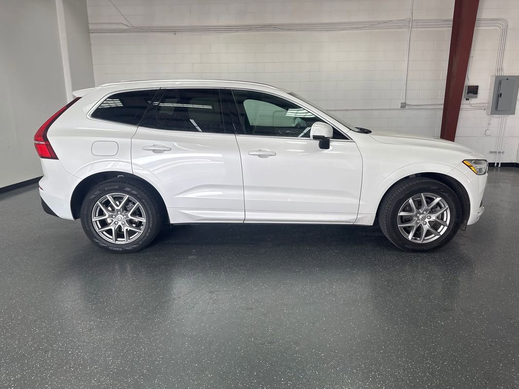 Used 2020 Volvo XC60 T5 Momentum AWD/4WD image 3