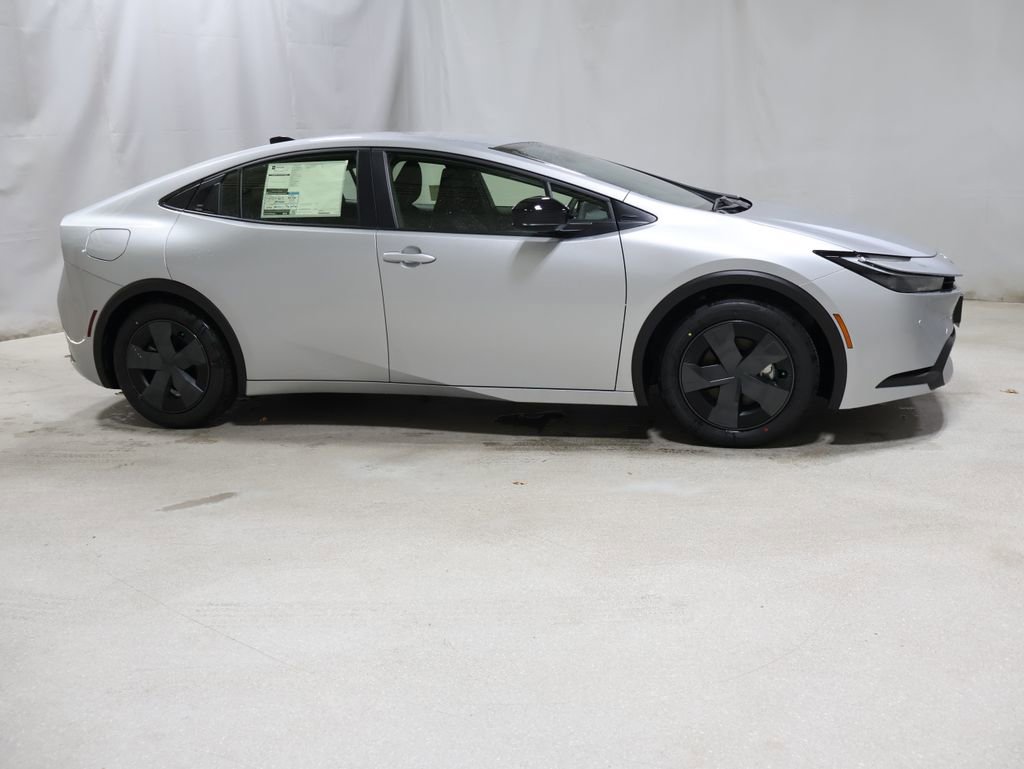 New 2026 Toyota Prius Plug-In Hybrid image 8