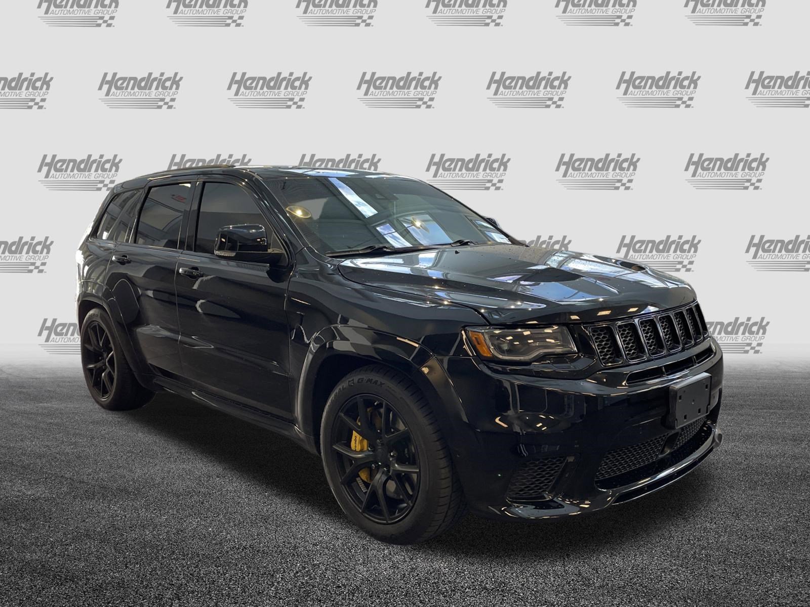 Used 2018 Jeep Grand Cherokee Trackhawk AWD/4WD image 2