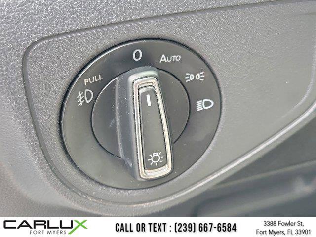 Used 2018 Volkswagen Atlas SEL FWD image 28