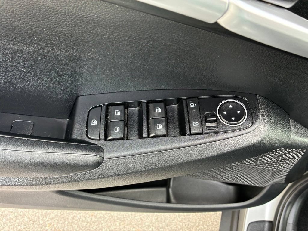 Used 2024 Kia Seltos LX AWD/4WD image 18