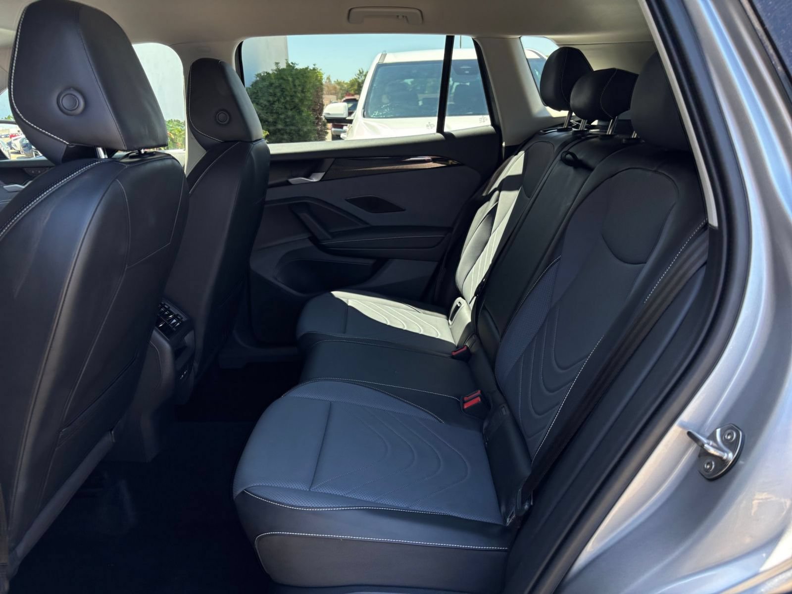 Used 2026 Volkswagen Tiguan SE FWD image 27