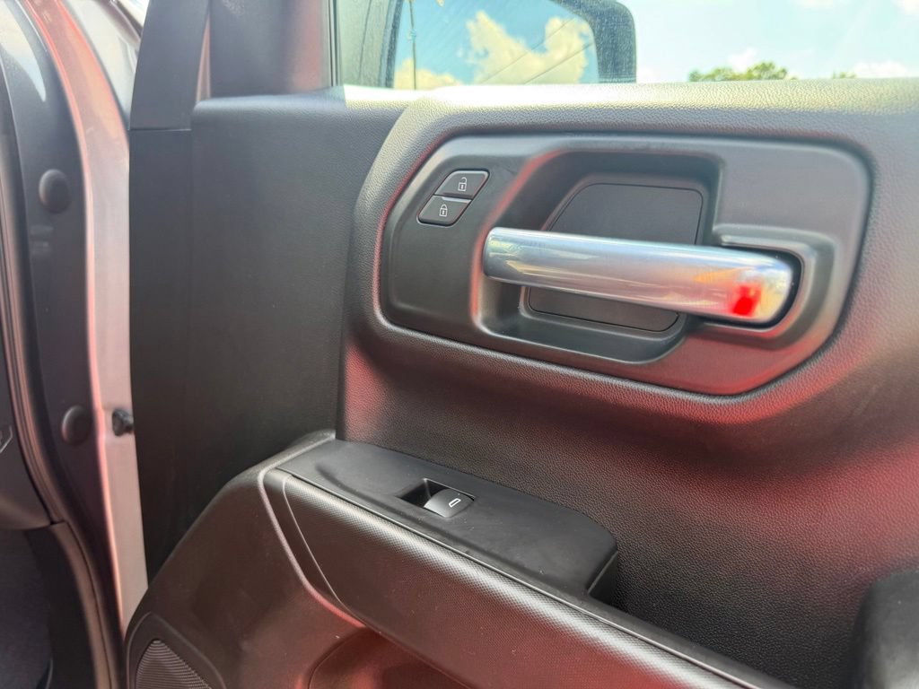 Used 2021 Chevrolet Silverado 1500 Custom Trail Boss AWD/4WD image 28