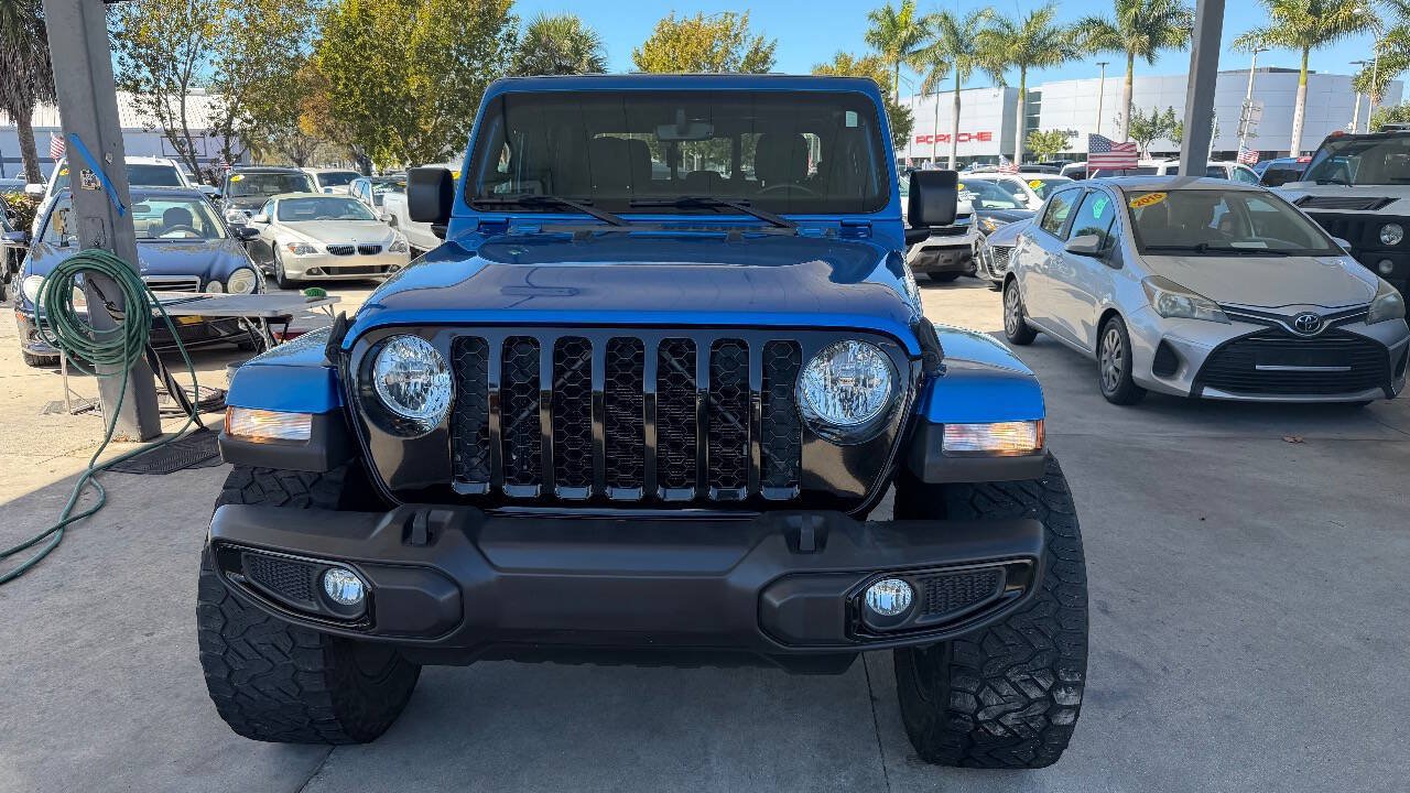 Used 2021 Jeep Gladiator Sport AWD/4WD image 2
