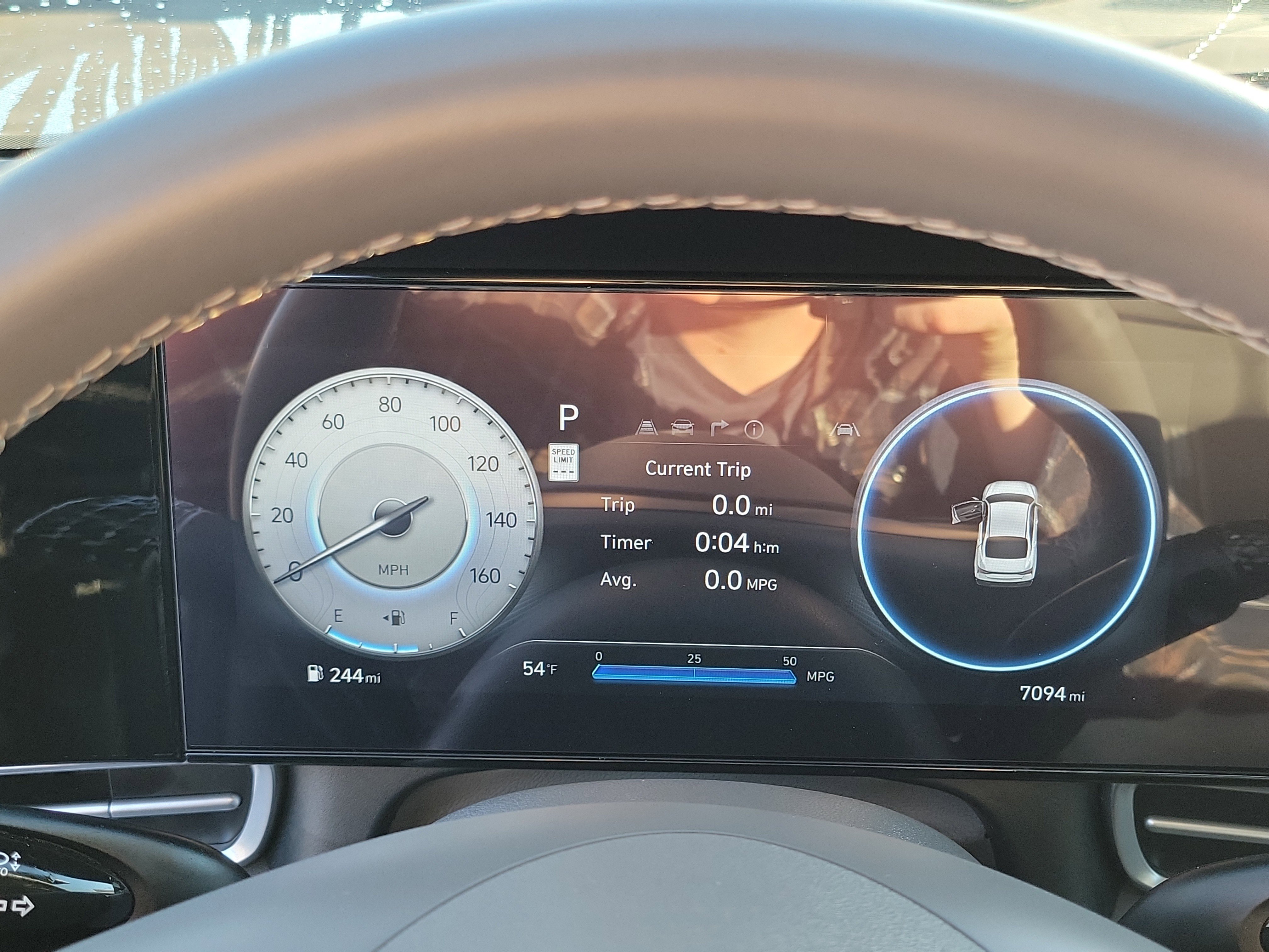 Certified 2025 Hyundai Elantra SEL image 9