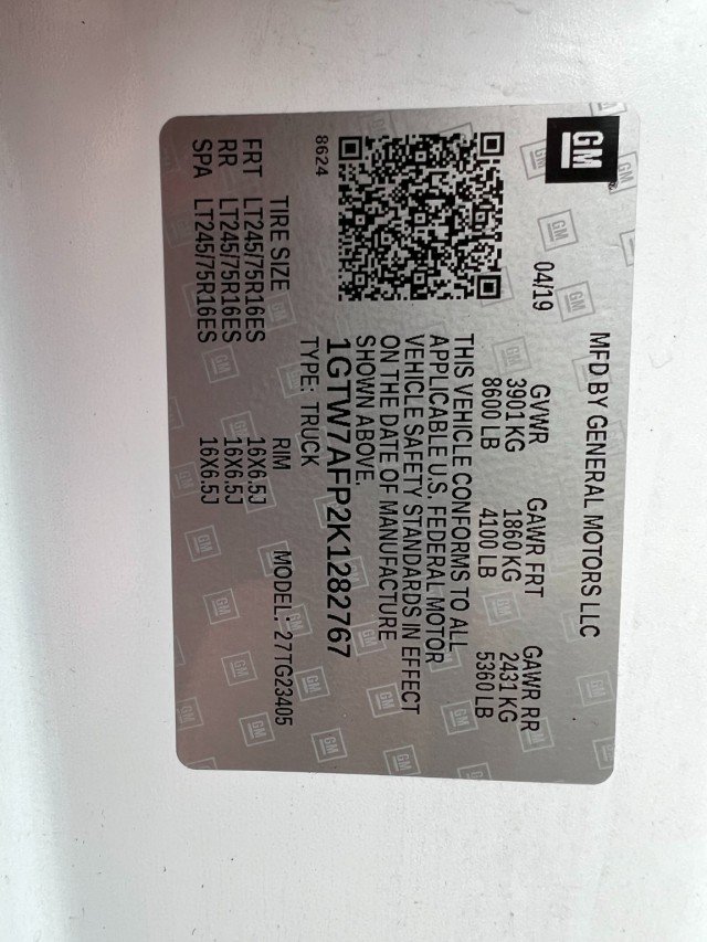 Used 2019 GMC Savana 2500 w/ Driver Convenience Package image 23