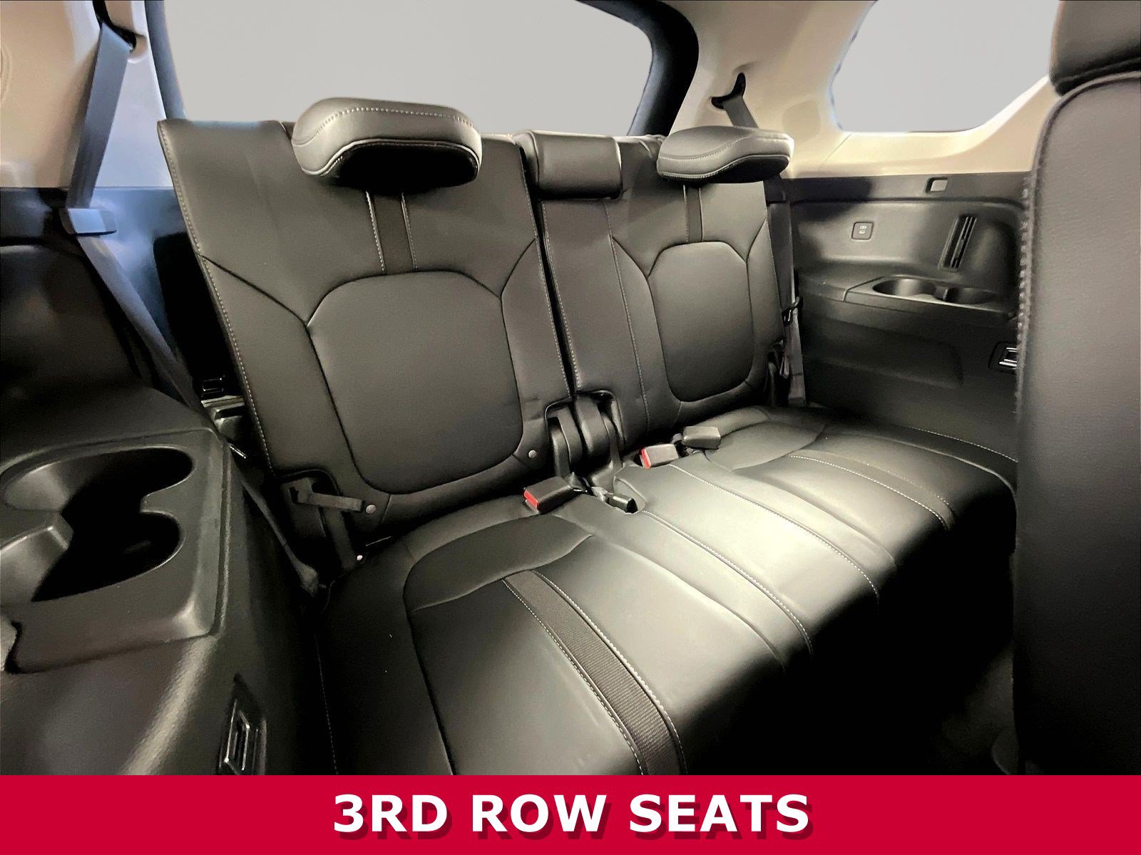 Used 2025 Honda Pilot Touring image 24