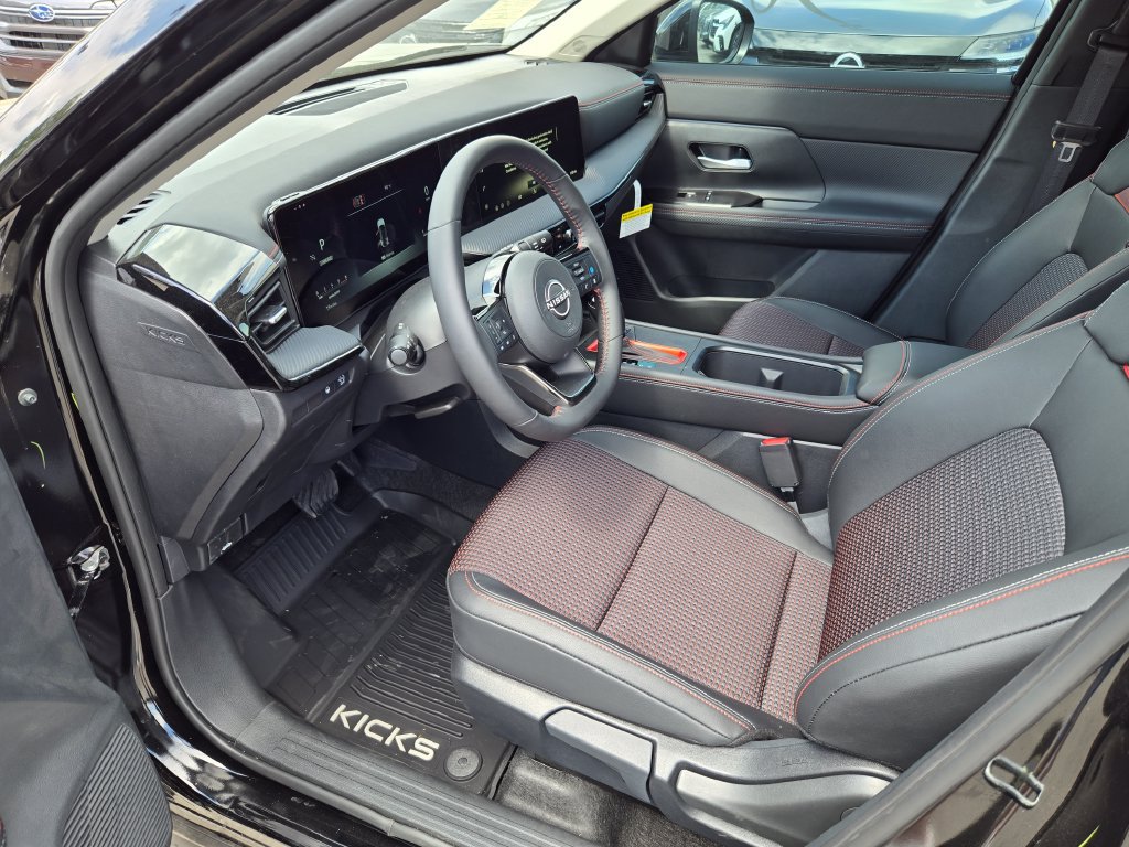 New 2026 Nissan Kicks SR w/ Cold Weather Package FWD image 13