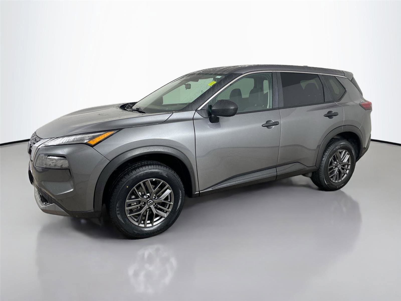 Used 2023 Nissan Rogue S AWD/4WD image 8