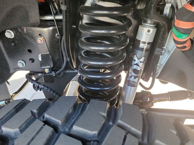 New 2026 Ford F250 Lariat w/ Black Appearance Package image 30