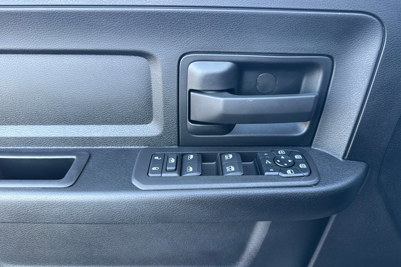 New 2026 RAM 3500 Tradesman image 10