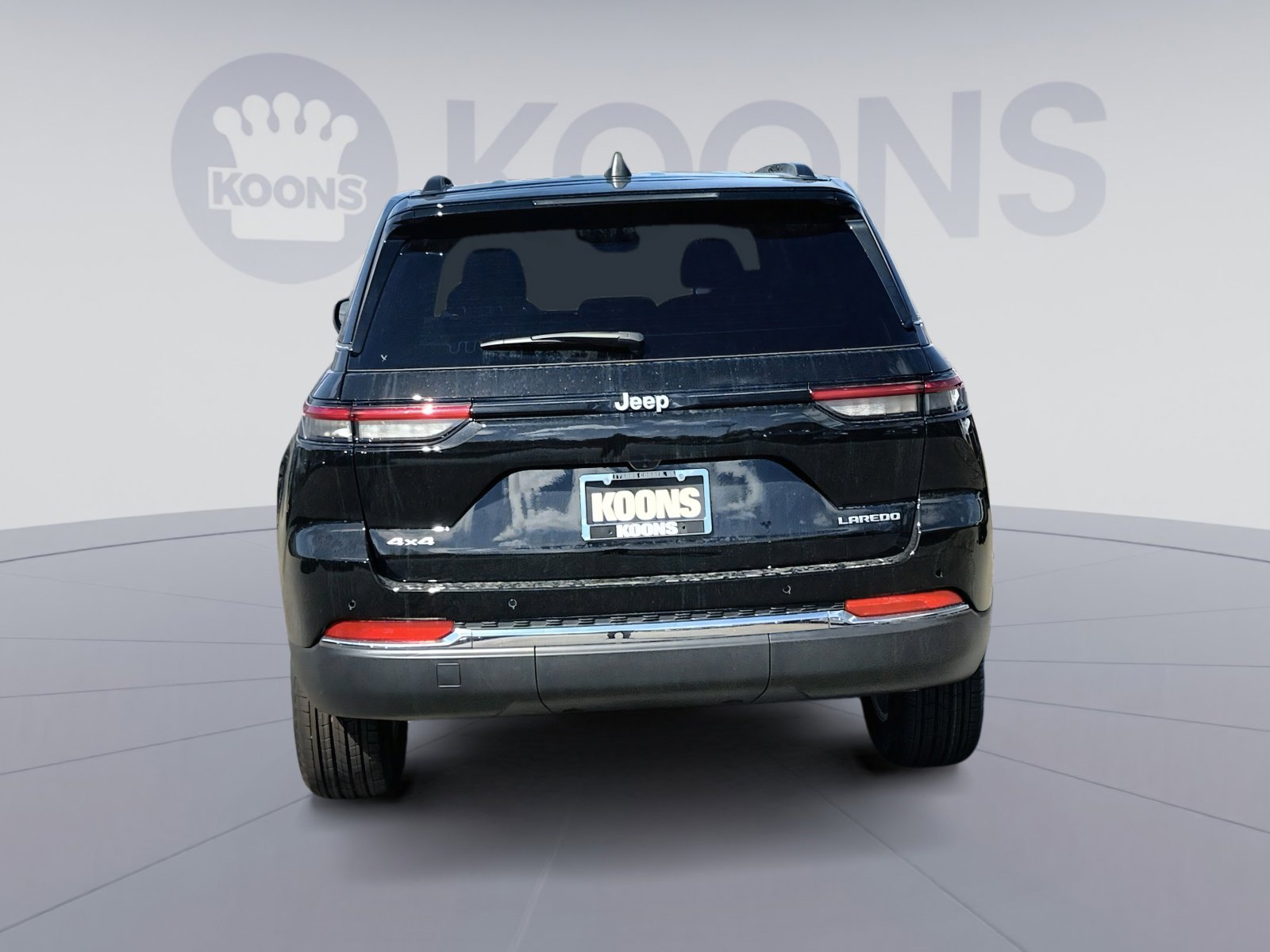 New 2025 Jeep Grand Cherokee Laredo X w/ Luxury Tech Group I image 5