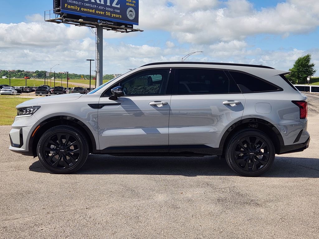 Used 2023 Kia Sorento SX AWD/4WD image 4