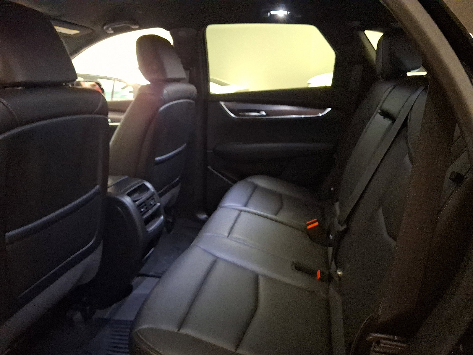 Certified 2024 Cadillac XT5 Luxury AWD/4WD image 24