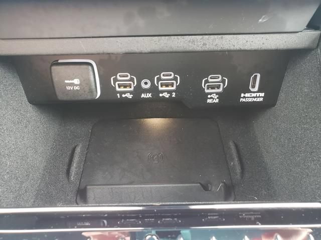 Used 2024 Jeep Grand Wagoneer Series III w/ Rear Seat Video Group 1 AWD/4WD image 23