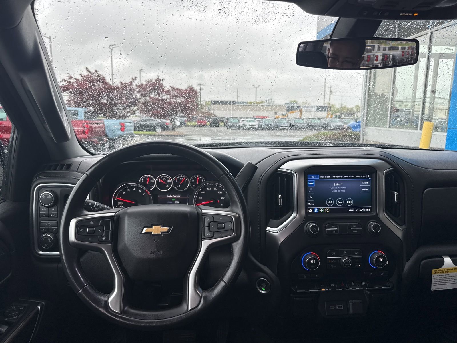 Used 2021 Chevrolet Silverado 1500 LT AWD/4WD image 2