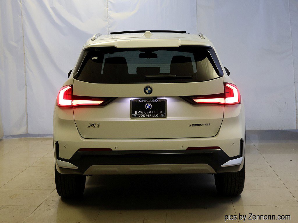Certified 2025 BMW X1 xDrive28i w/ Technology Package image 7