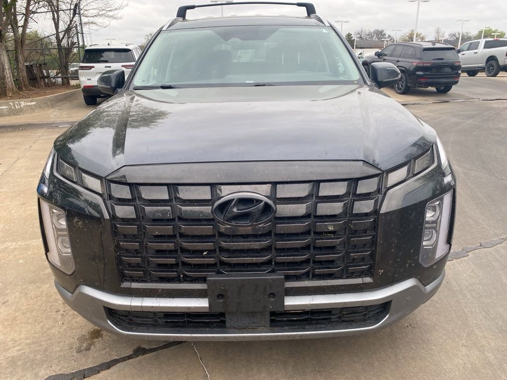 Used 2023 Hyundai Palisade SEL AWD/4WD image 2