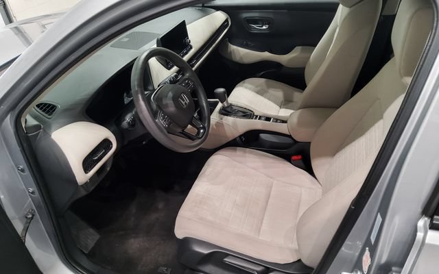 Used 2023 Honda HR-V LX image 16