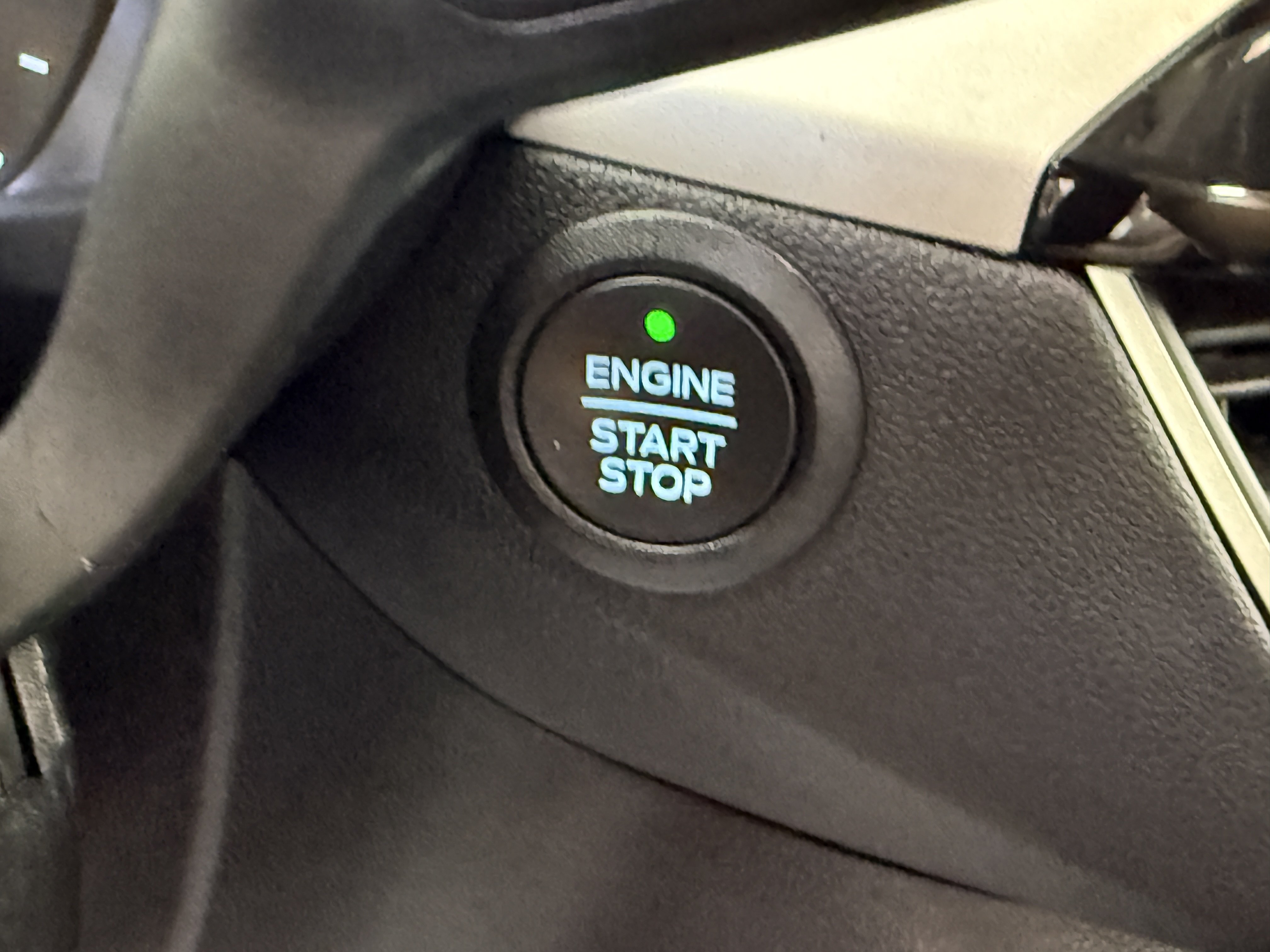 Certified 2022 Ford Escape SE w/ SE Sport Appearance Package FWD image 26