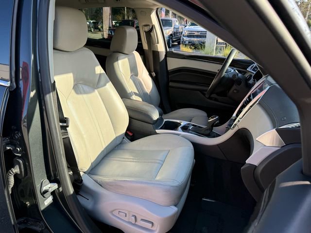 Used 2015 Cadillac SRX Performance w/ Driver Awareness Package image 16