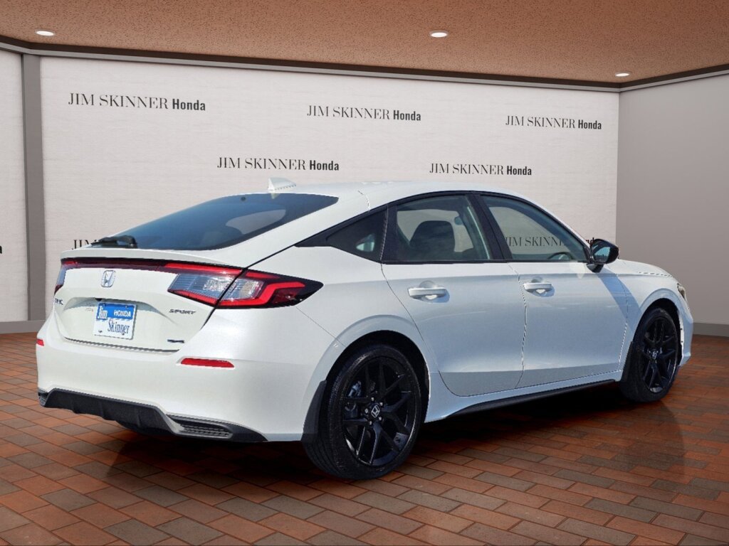 Used 2025 Honda Civic Sport image 5