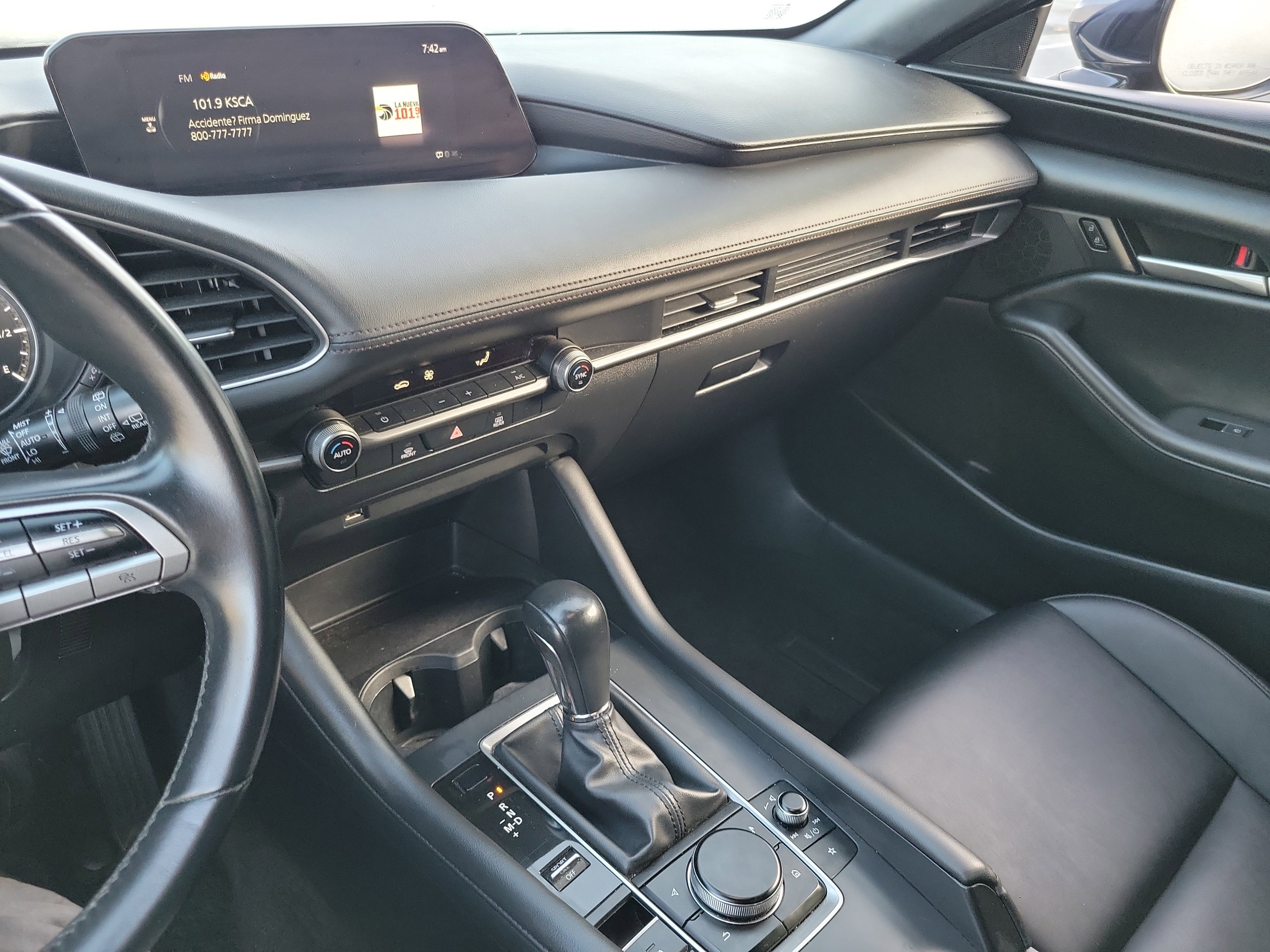 Used 2021 MAZDA MAZDA3 s image 15