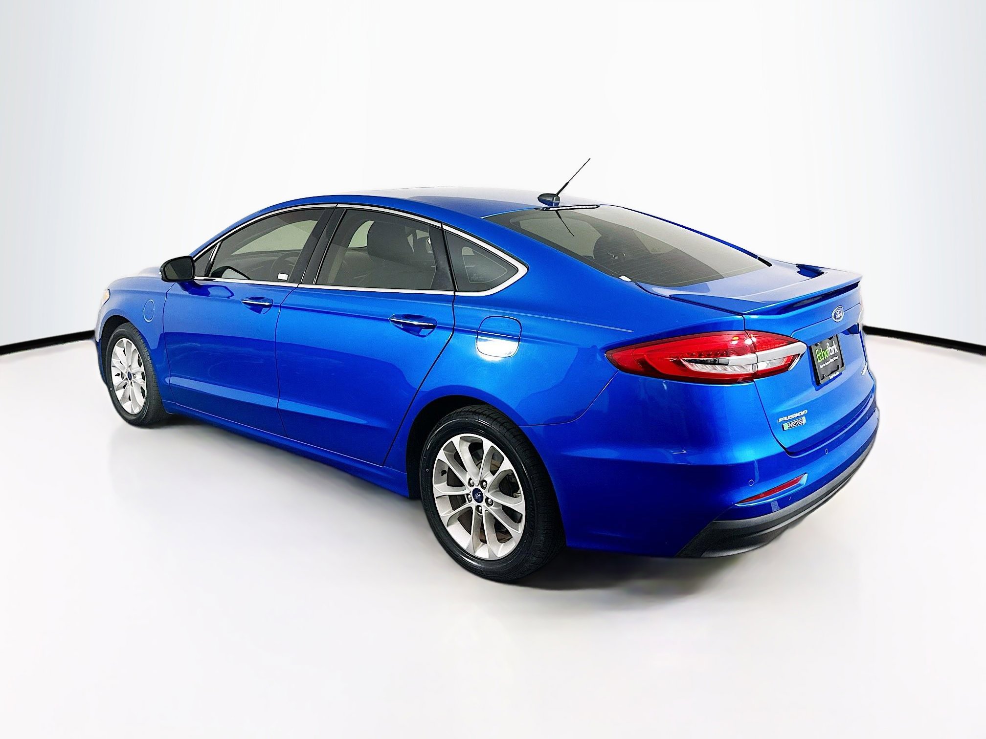Used 2019 Ford Fusion Energi Titanium image 5