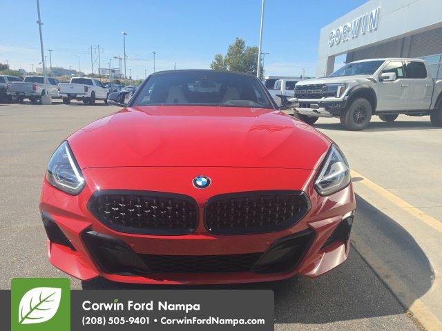 Used 2019 BMW Z4 sDrive30i w/ M Sport Package RWD image 2