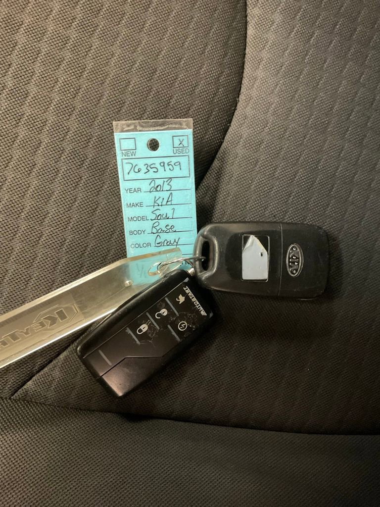 Used 2013 Kia Soul image 33