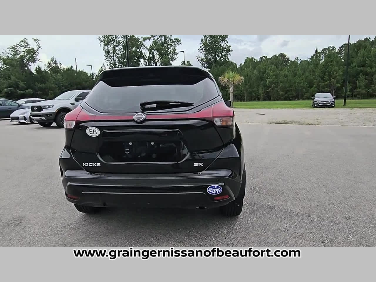 Used 2023 Nissan Kicks SR FWD image 30