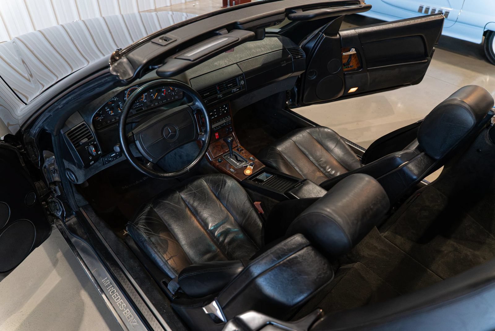 Used 1992 Mercedes-Benz 500 SL image 26