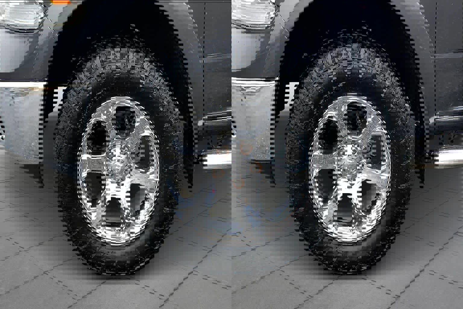 Used 2017 RAM 1500 Laramie image 10