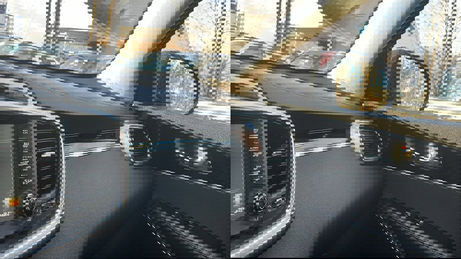 Used 2017 Kia Sorento SX image 19