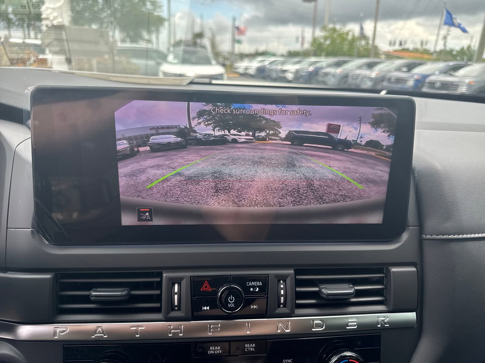 New 2026 Nissan Pathfinder S FWD image 19