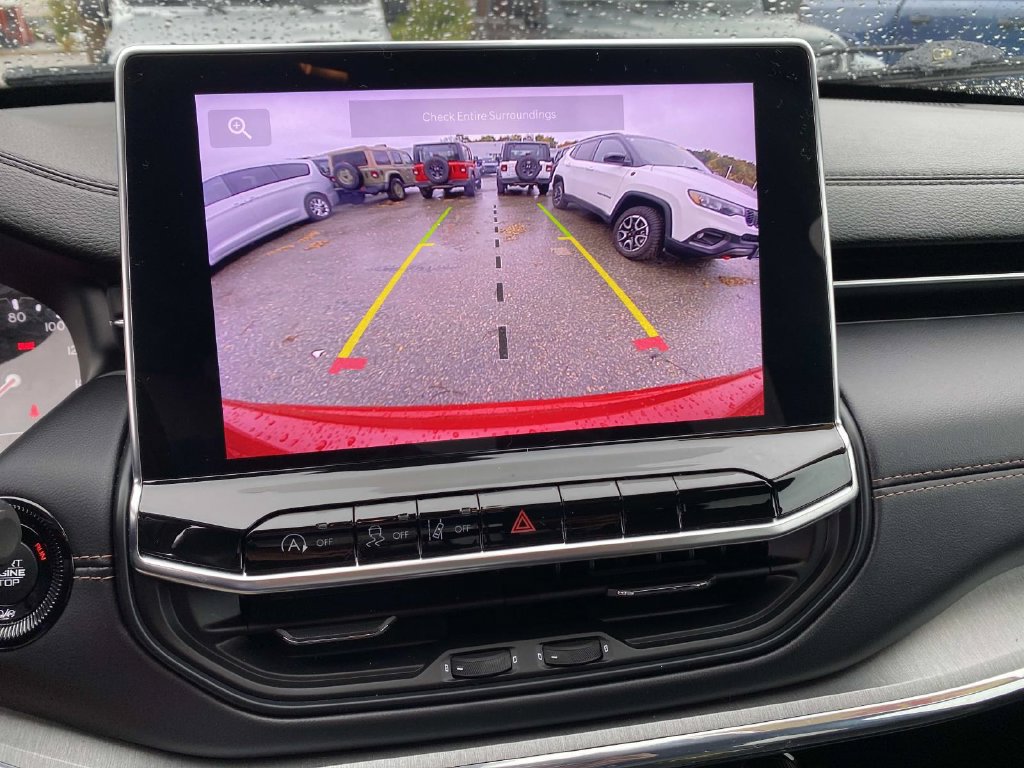 Certified 2022 Jeep Compass Limited AWD/4WD image 19