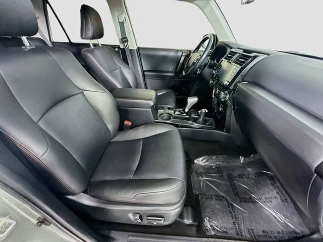 Certified 2023 Toyota 4Runner TRD Off-Road Premium w/ Moonroof Package AWD/4WD image 31