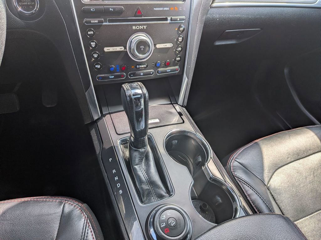 Used 2017 Ford Explorer Sport w/ Equipment Group 401A AWD/4WD image 26