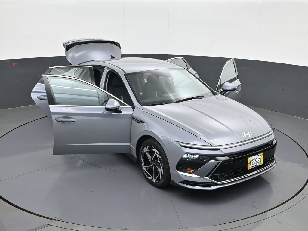 New 2026 Hyundai Sonata SEL FWD image 29